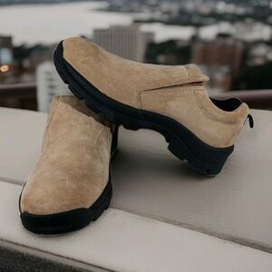 Duluth Wild Boar Mocs 41502 Slip On Casual Shoe Men’s 14 Khaki Tan Suede Leather